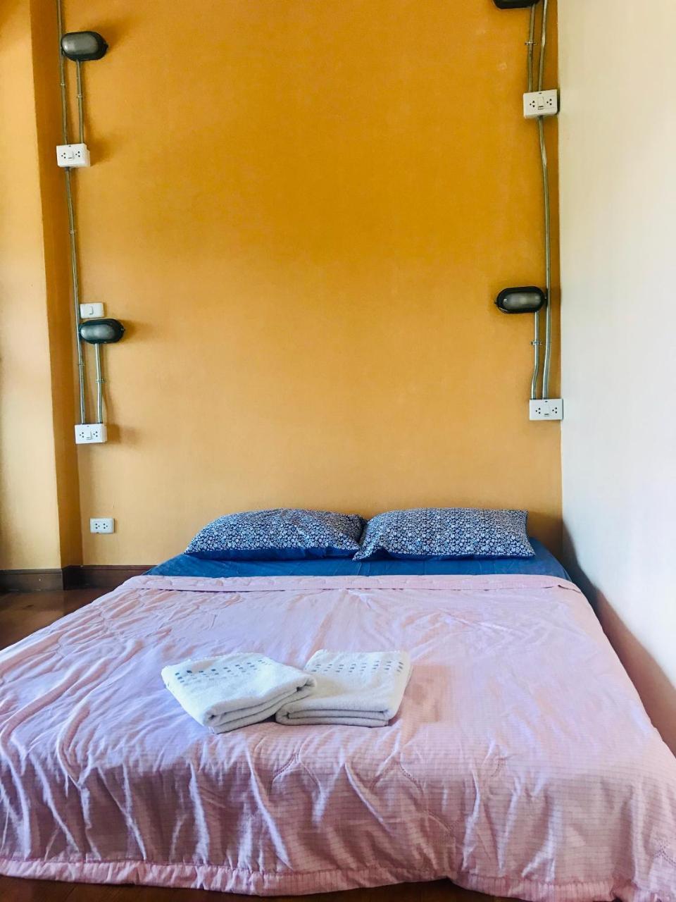 Mojo House Hostel Чиангмай Екстериор снимка